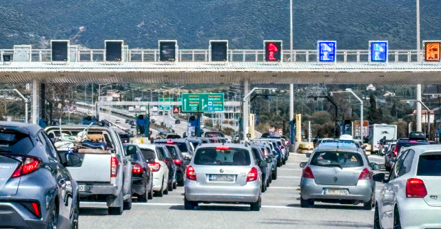 Σε-εξέλιξη-η-επιστροφή-των-εκδρομέων-της-Πρωτομαγιάς,-δείτε-live-την-κίνηση-στους-δρόμους