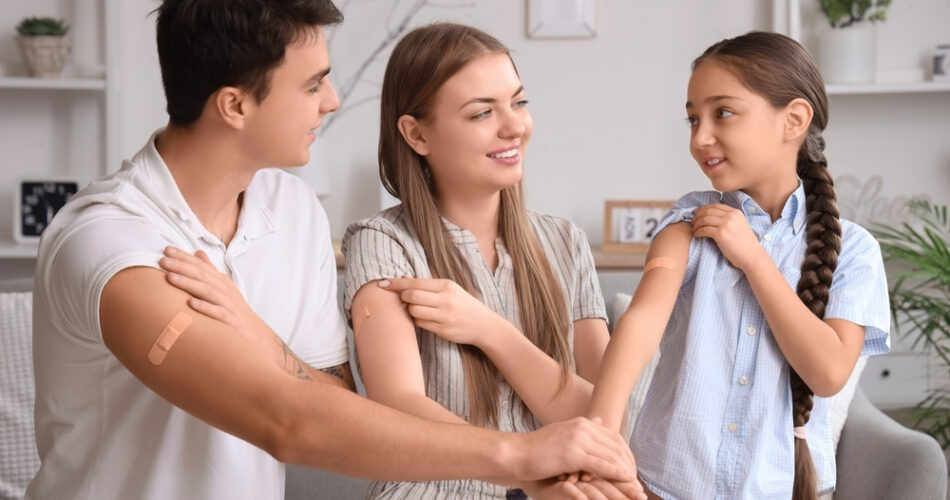 Εμβόλια:-Γιατί-κάποιοι-εμφανίζουν-παρενέργειες-και-άλλοι-όχι-–-Τι-δείχνει-νέα-μελέτη