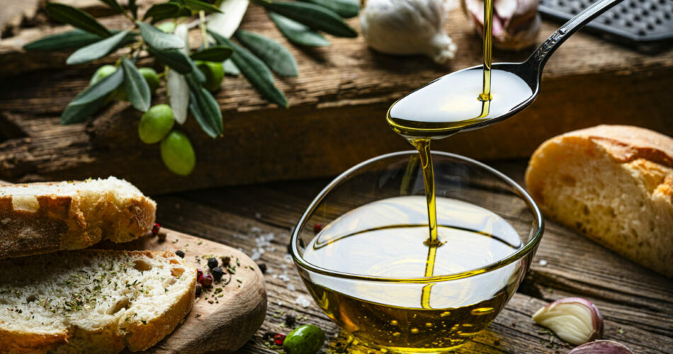 Ελαιόλαδο-πριν-από-ψωμί-και-ζυμαρικά;-Η-επίδραση-στο-σάκχαρο-εξέπληξε-τους-ερευνητές